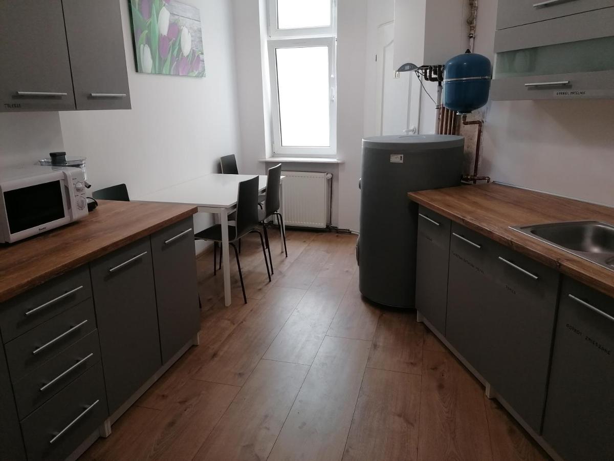 Hostel Tulip - Pokoj Jednoosobowy Nr 3 Ze Wspolna Lazienka I Kuchnia Szczecin Luaran gambar