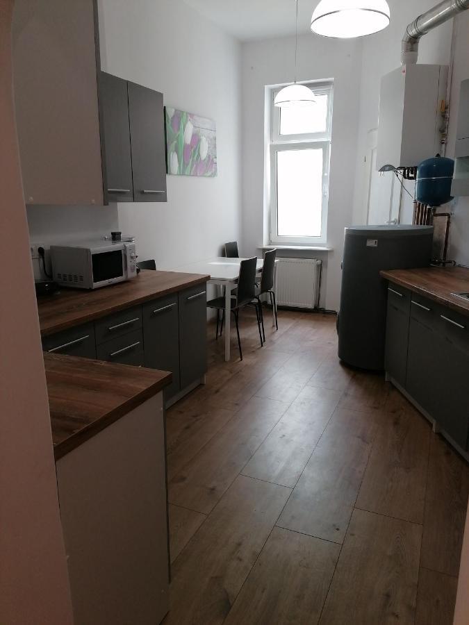 Hostel Tulip - Pokoj Jednoosobowy Nr 3 Ze Wspolna Lazienka I Kuchnia Szczecin Luaran gambar