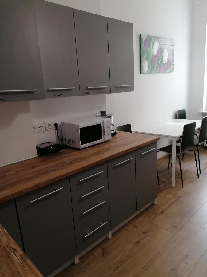 Hostel Tulip - Pokoj Jednoosobowy Nr 3 Ze Wspolna Lazienka I Kuchnia Szczecin Luaran gambar