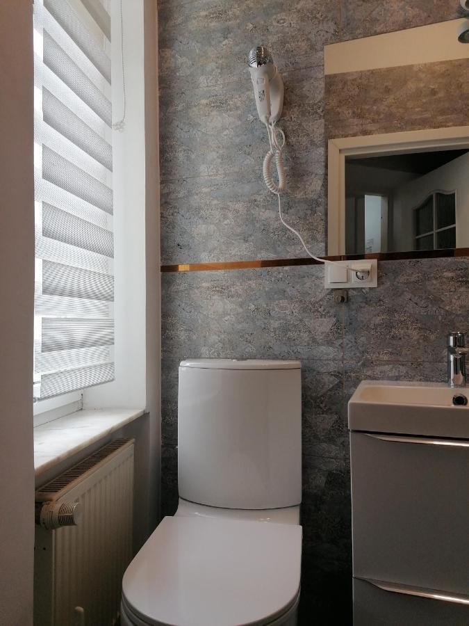 Hostel Tulip - Pokoj Jednoosobowy Nr 3 Ze Wspolna Lazienka I Kuchnia Szczecin Luaran gambar