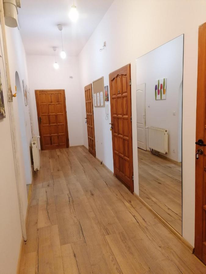 Hostel Tulip - Pokoj Jednoosobowy Nr 3 Ze Wspolna Lazienka I Kuchnia Szczecin Luaran gambar
