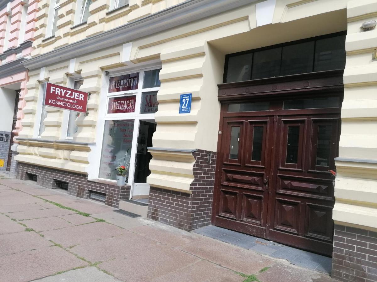 Hostel Tulip - Pokoj Jednoosobowy Nr 3 Ze Wspolna Lazienka I Kuchnia Szczecin Luaran gambar